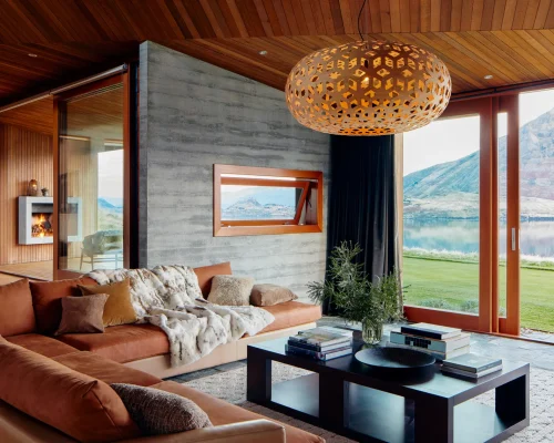 PJM020719Q202_Luxe_WanakaNZ_LivingRoom_0264-LightOn_R1